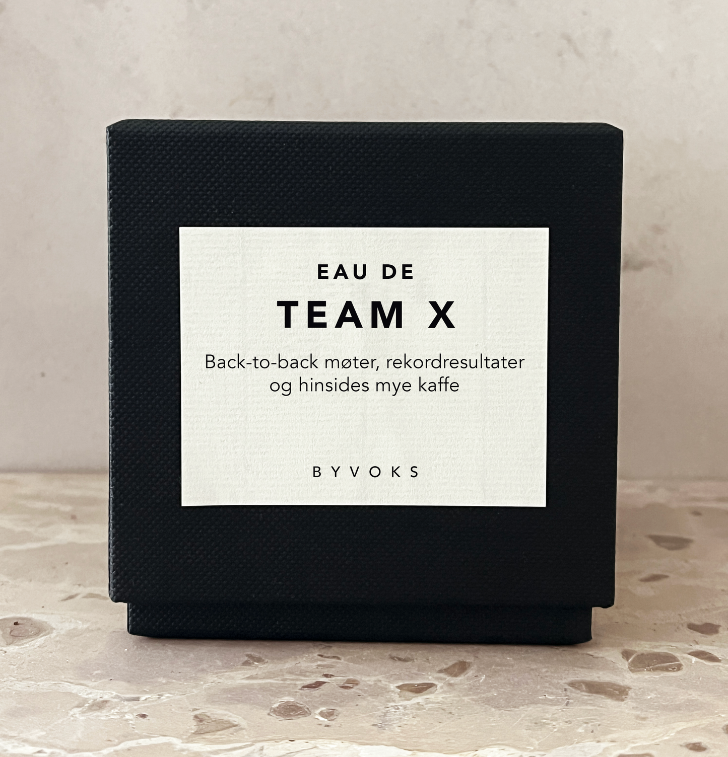 Julegaver til ansatte custom candle (25stk)